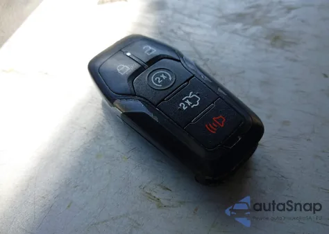 2014 Ford Fusion Titanium z USA, uszkodzony, nr VIN 3FA6P0D90ER341653